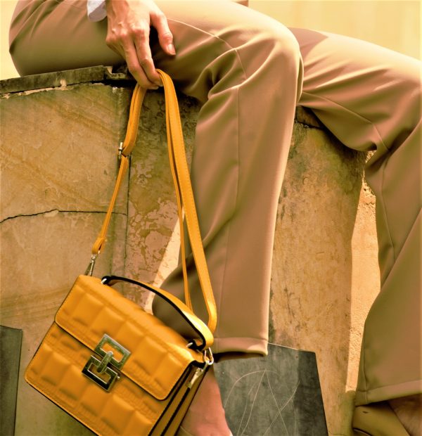 Bolso Mostaza Trendy - Imagen 2
