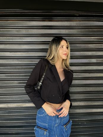 Blusa-Blazer mini