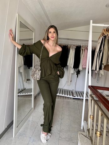 Set Mia